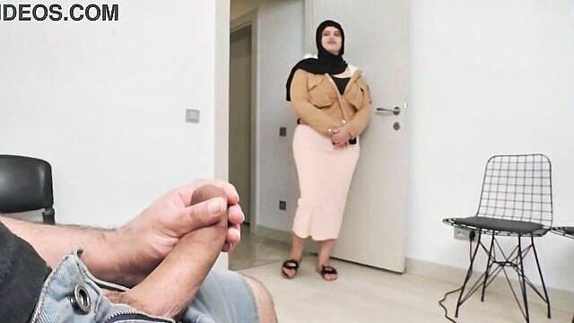 sex, porn, sexy - big ass woman jerking off
