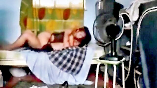 cheerful novice moaning and enjoying homemade sex in पॉर्न : liza_wolff
