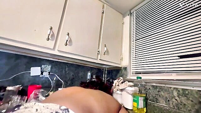 Lia Lin, Nicole Bexley, Gorgeous Aphro, Kira Noir, Victoria Cakes, Jayla Page, Avery Jane, Mini Stallion, Lia - unfaithful wife gets raw dogg style from neighbors son Mini Stallion