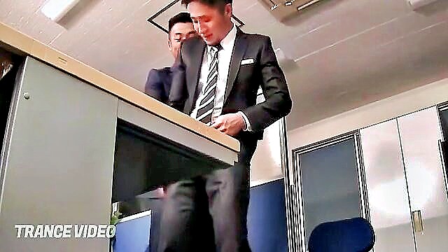 Xxx - hd gay porn vid rough ride with hot brunette
