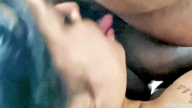In this scintillating video, a stunning inked MILF showcases her mouth-watering mature pussy up close. Don\'t miss out on the high-quality HD action! सेक्स व्हिडिओ