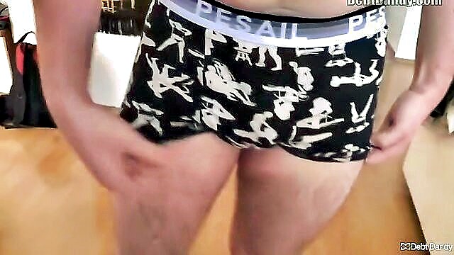 Xxx - debt dandy takes deep dive in hd gay porn video