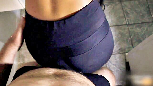 leggings dry humping cum : College Couple