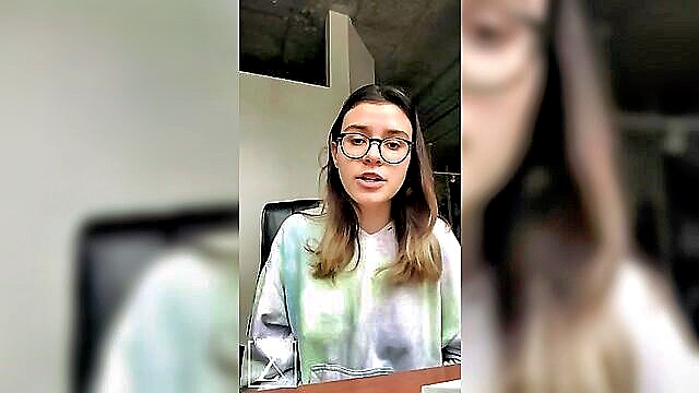 Free porn alert! Glizzy Gladiator\'s leaked OnlyFans streams set the screen ablaze with her seductive charm and steamy performances.