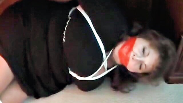 Hershey, Xxx - elane hersheys chubby charm in bdsm action