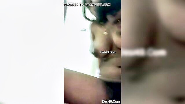 anal, kissing, fingering - sensual tamil babe gets fingered and kissed in hd anal video
