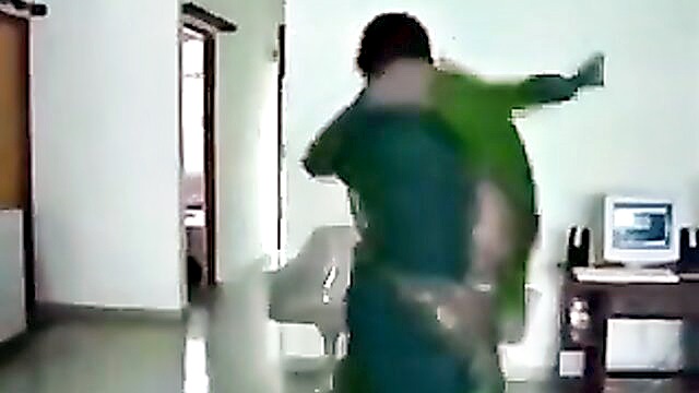 Xxx porn, Xxx - hot south indian babe shakes her booty in xxx style Xxx porn