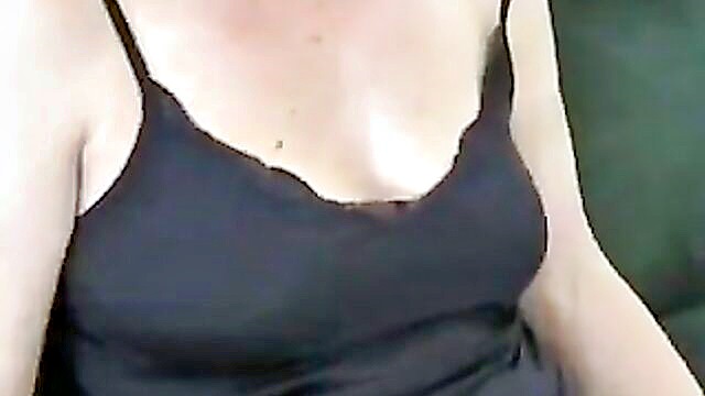 watch french milf get drilled hard in steamy video : Milf