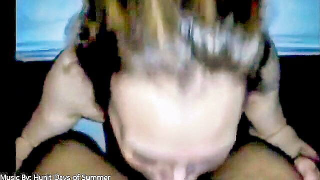 bone chilling white hoe gives unreal deepthroat blowjob : We