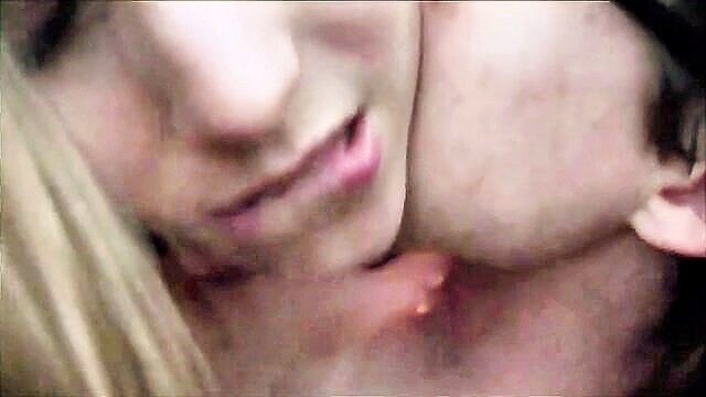 xxxporn young girl films intense drilling session : ama