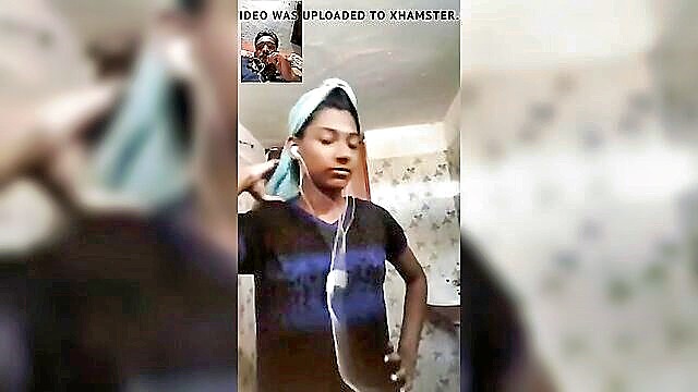 indian 18 year old girls naughty video call with boyfriend : Girl Girl