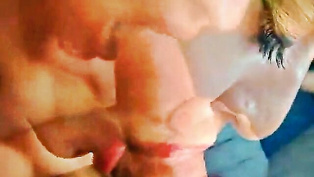 redhead milf jennys passionate oral skills in pov : Jenny & Joey