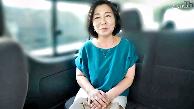 yukino ueda first fifty wife : Jukujosukidesu