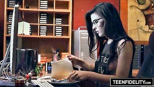 Jenna Reid - nerdy teen jenna reid gets her tight ass licked and creampied Teenfidelity