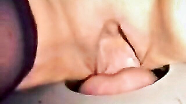 free porn videos of a woman getting creampied at a gloryhole : Gloryhole