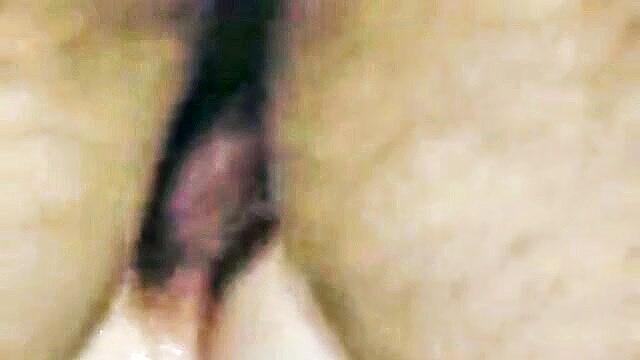 elder brunette in nylons gets creampied and ass licked in hd : We