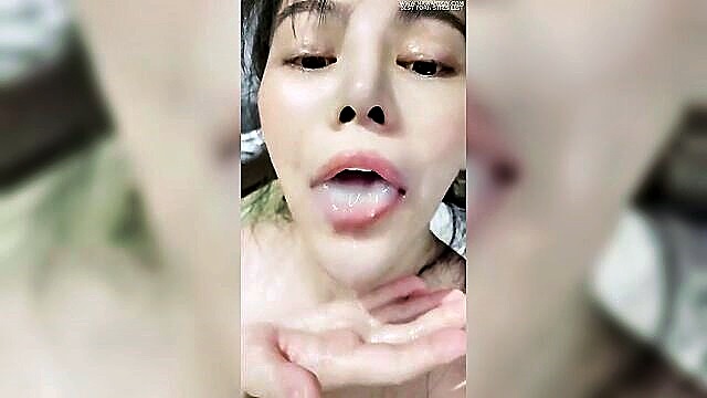 txrwmm - Asian girls deepthroat
