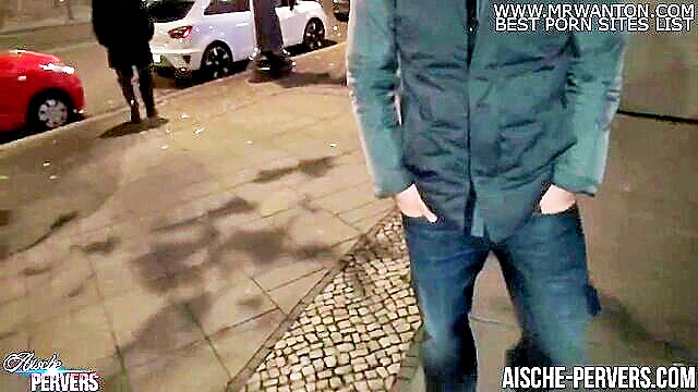 Aische Pervers - public blowjob with two strangers in berlin city Model Aische