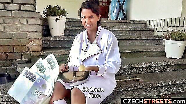 cook with veronika the sexy slovakian kitchen assistant with huge assets : Doggy