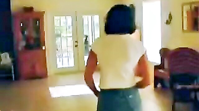 mature wife undressing for her husbands pleasure : ama