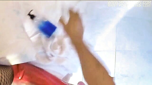 sexy slut experiences wild dildo action with xxx bf : ama