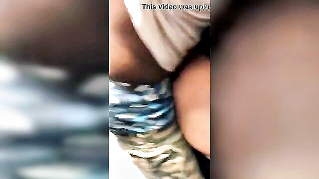 amateur ebony couple engages in raw elevator sex : Doggy