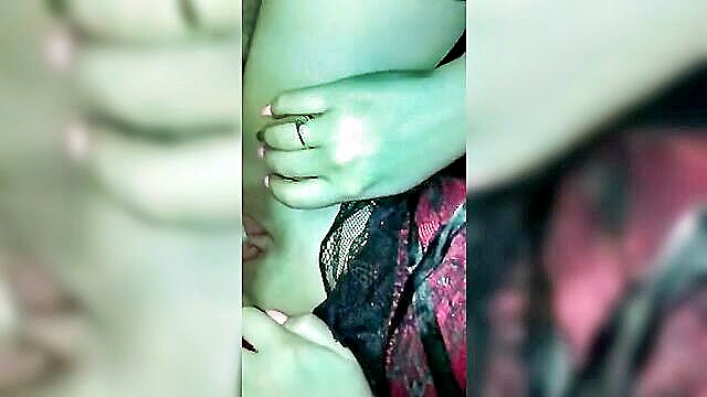 creamy arab twat gets filled with cock in pov : Ara