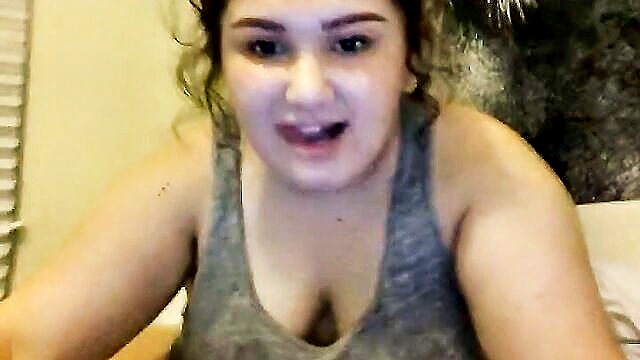 roommate interrupts asian college girls solo playtime : webcam