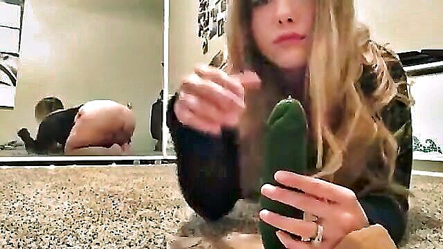 Princesspawg, Colors_of_Autumn94 - fan fucked by colorsofautumn94 in steamy sex vid