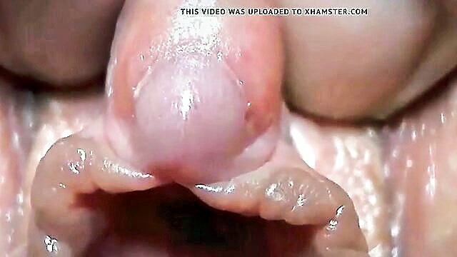 free xxx close up of lactating girl squirting milk : Cums