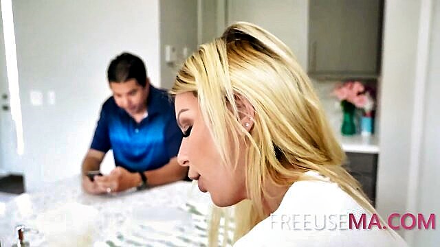 Brooklyn Chase - brooklyn chase hospitality FreeUse Milf