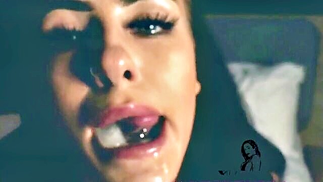 xxx pro tattooed latina squirts during rough ride : Doggy