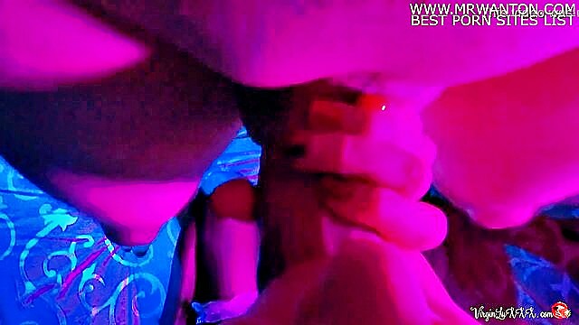 hot babe gives a mind blowing deepthroat blowjob in stockings : ama