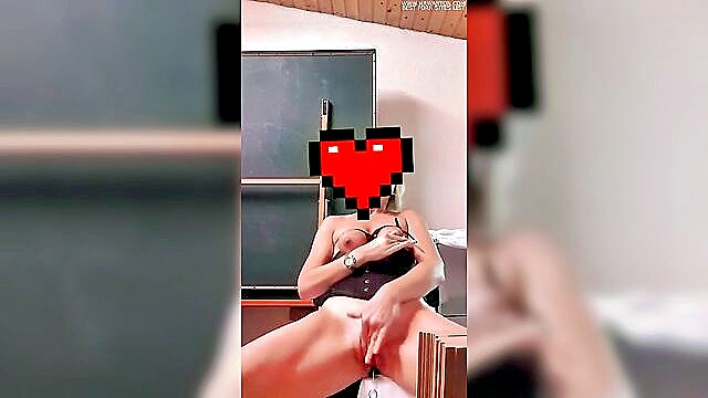 julies daily bdsm routine on the rooftop : Milf