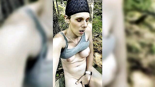 August - public pussy play in the state forest Ts