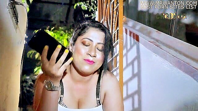 Shilpa Bhabhi - shilpa bhabhis steamy solo show   indian cougars wild encounter