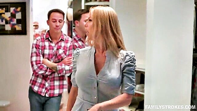 Alexis Fawx, Brad Hart - family strokes present alexis fawx in a wild ride on sybian Ts