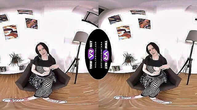 Caroline Mann - xxx sexy porn video caroline manns 180° virtual reality vaginal masturbation TMW VR Net