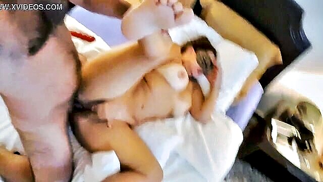 latina milf enjoys intense anal pleasure : ama