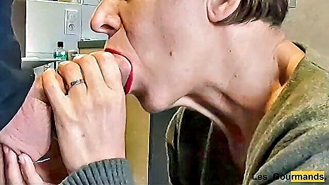 lipstick blowjob swallow : xHamster Premium