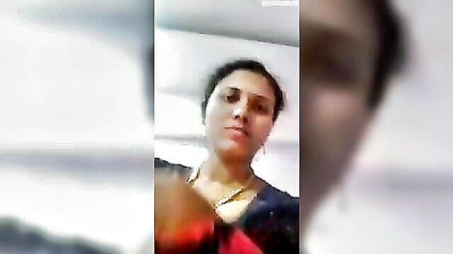 indian married wife shows her boobs in xxx new video on xhamster : Ultima