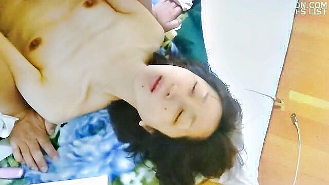 brunette, milf, hardcore - japanese wifes pussy closeup
