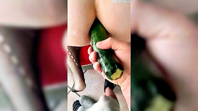 italian, amateur, anal - new porn xxx italian wifes tight hole stretched with girthy cucumber