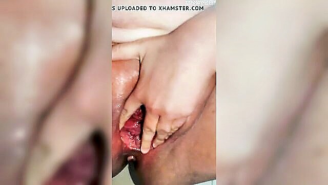 european, girl masturbating, fingering - european girl masturbating