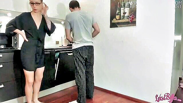 Sexy 18yo housewife receives a hard rough fuck from a plumber, with cum in mouth in this amateur X video full HD.