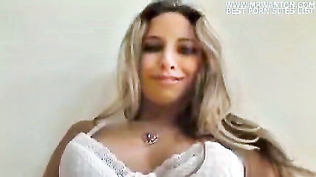 Lindsey Meadows, Renna Ryann - wwwxxxlindesymeadowsrennaryanenjoyhardcorethreesome