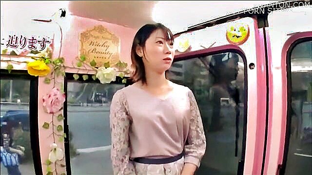 xxx sexy video full hd   japanese wifes deep kissing : Kink
