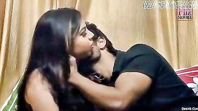 indian mature auntys wild and sensual threesome on xxxcom : XES