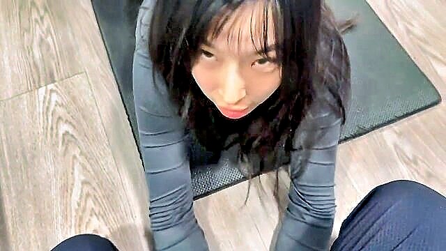 milf, teen, creampie - asian girl tricks guy to cum