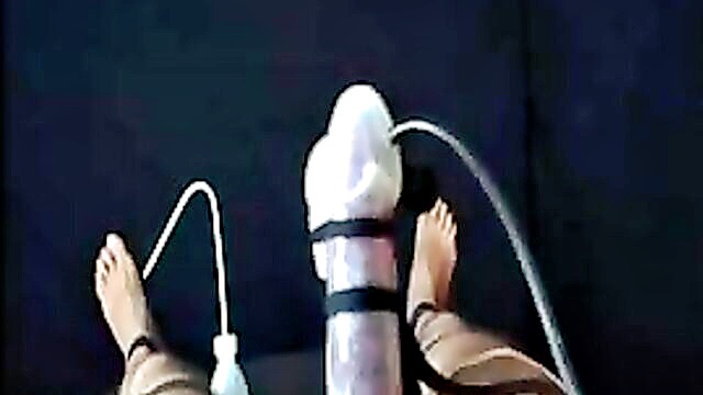 Queen - queen of handjobs blowjob